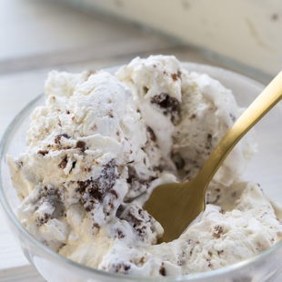 Cookies and Cream Ice Cream