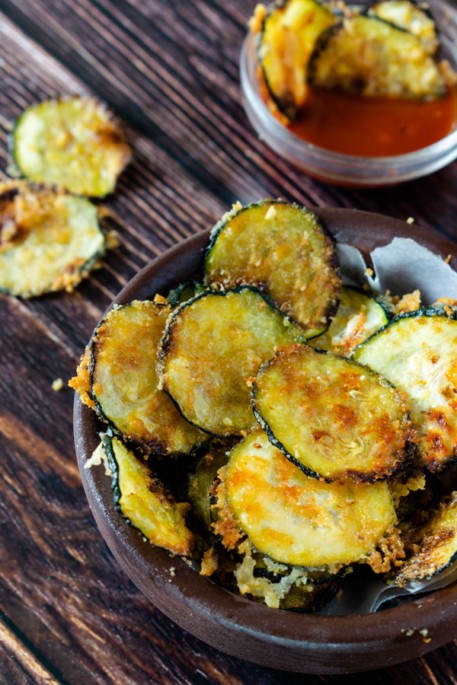 Keto Zucchini Chips Recipe | Tasteaholics